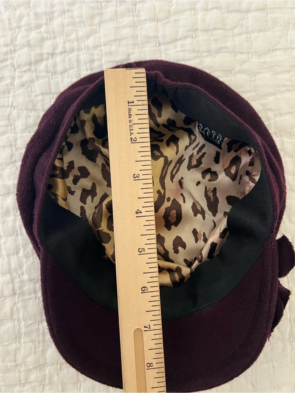 Saks Fifth Avenue Hat Womens Burgundy Lambswool Newsboy Cap Flower Satin Lining
